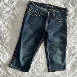 Size 30 Silver brand jeans , cropped